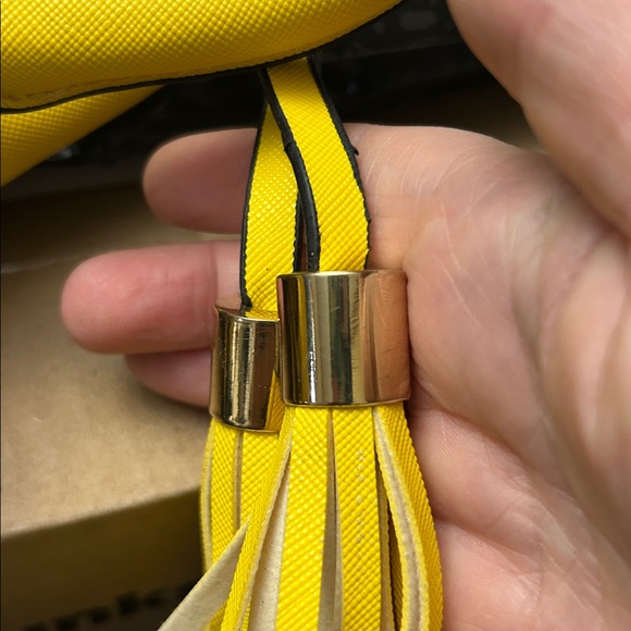 Yellow Unbranded Purse - Picture 4 of 4